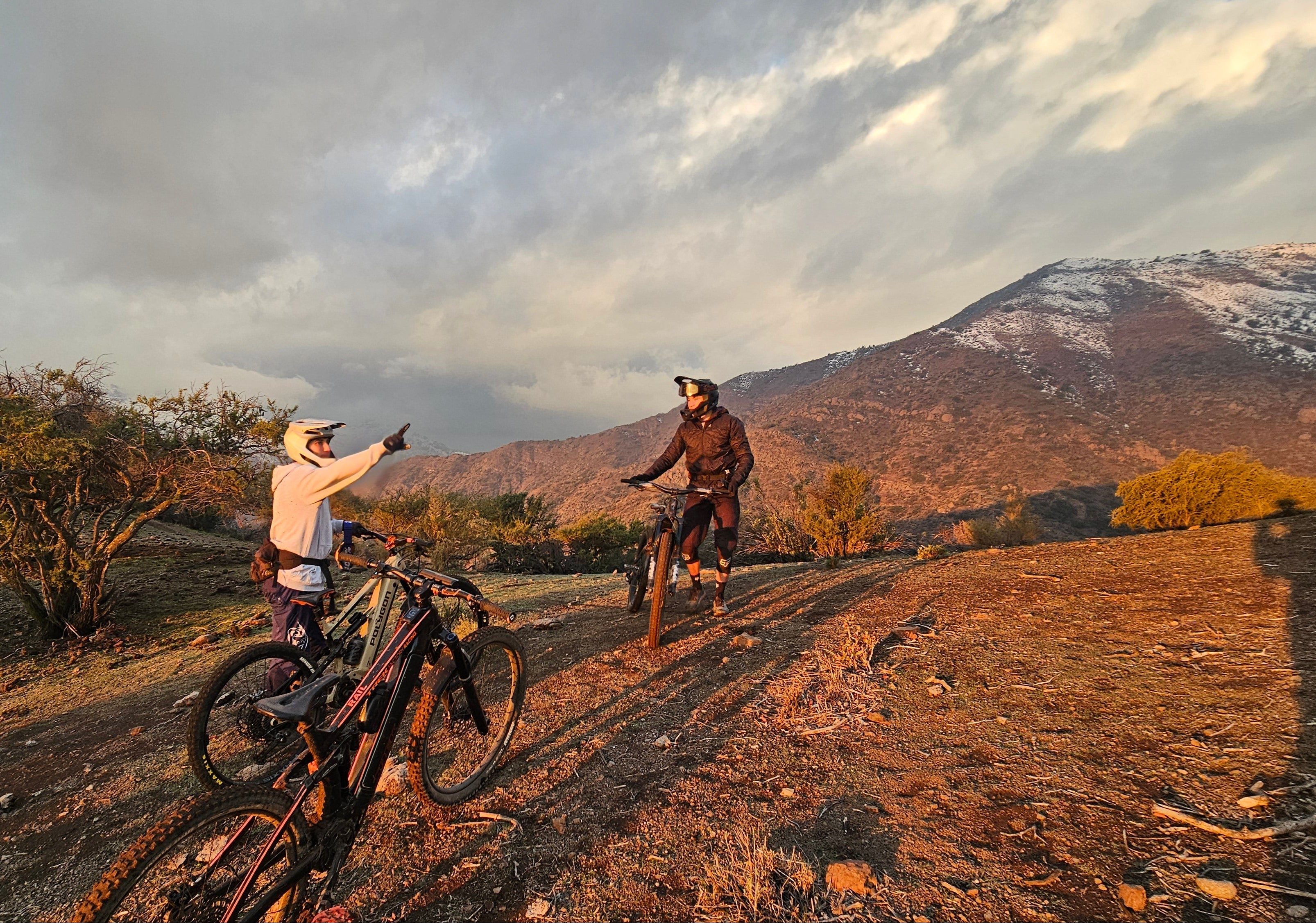 2 Days 3 Nights Tour Full